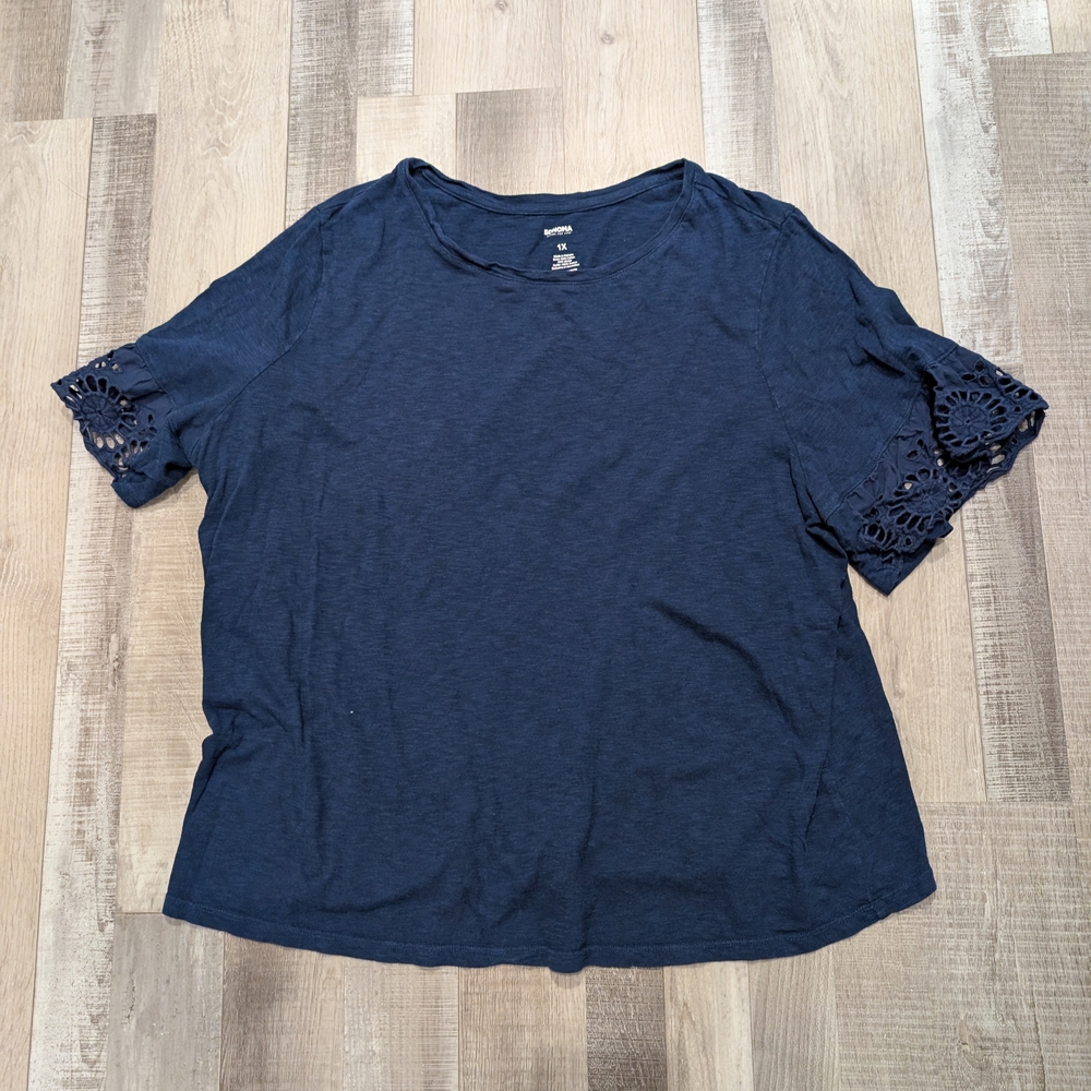 Ava & Viv Blue Flutter Sleeve Boxy Blouse